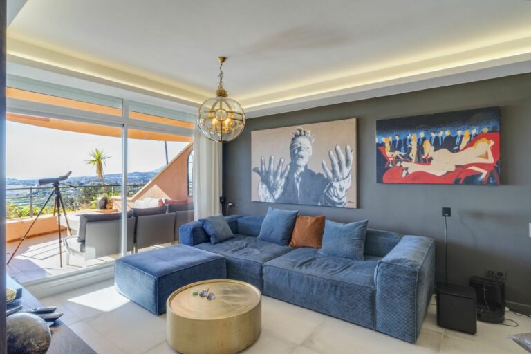 c0f928c73b75bd5b66559333a0932293 - 4