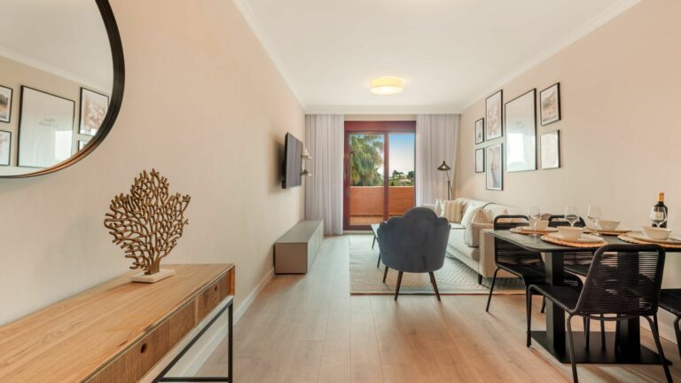 d7618d5a72ddd9afbbf227178c0f2939 - 16