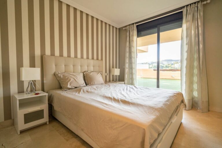 37e89ea792362a5bb2ef24b186b1e559 - 6