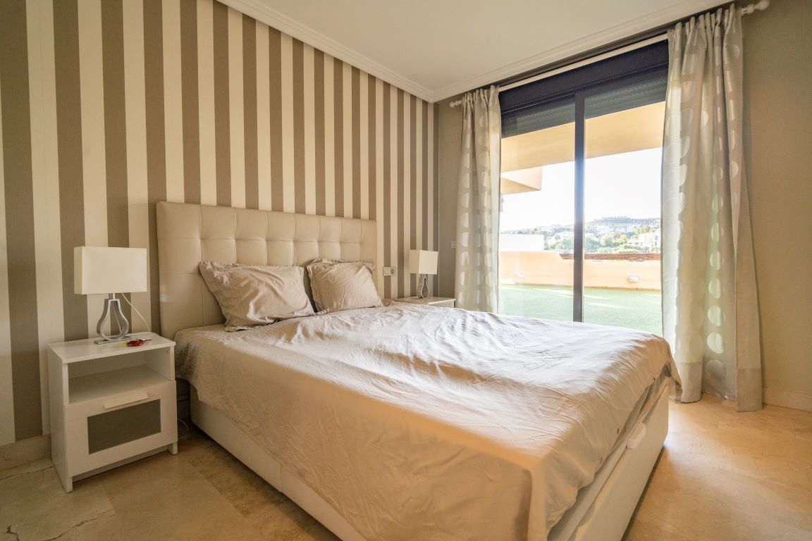 37e89ea792362a5bb2ef24b186b1e559 - 6