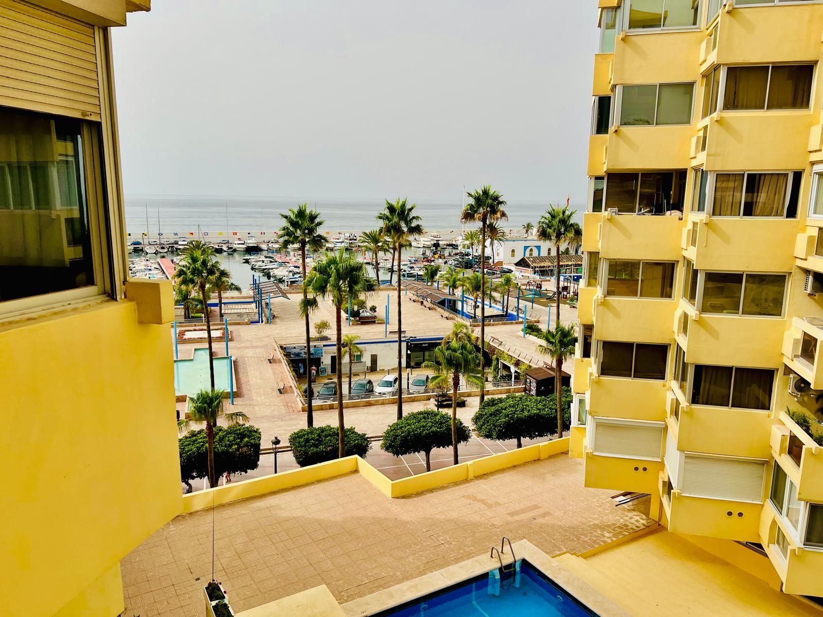 1b050d3d4ca1cbcabaebf9883b334176 - 1