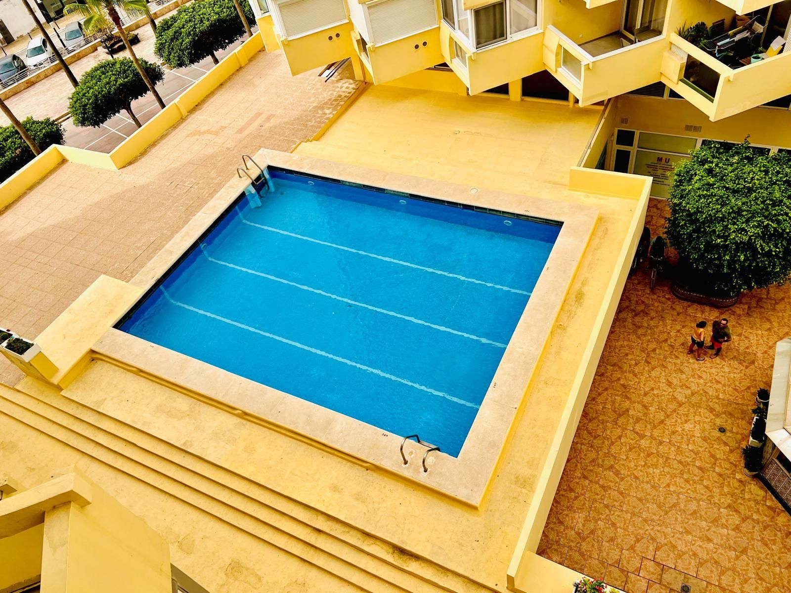 1b050d3d4ca1cbcabaebf9883b334176 - 12