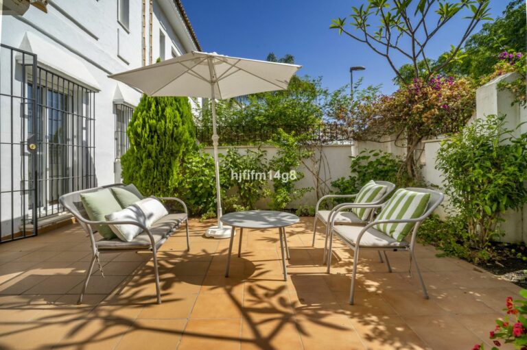 2e292befc233dcdc51921c9476598675 - 1