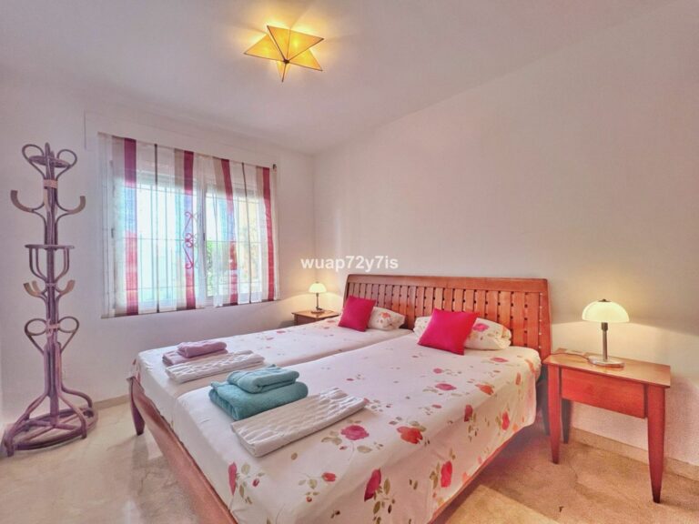 7d8eee003d29becc17cbce2e15138c9f - 7