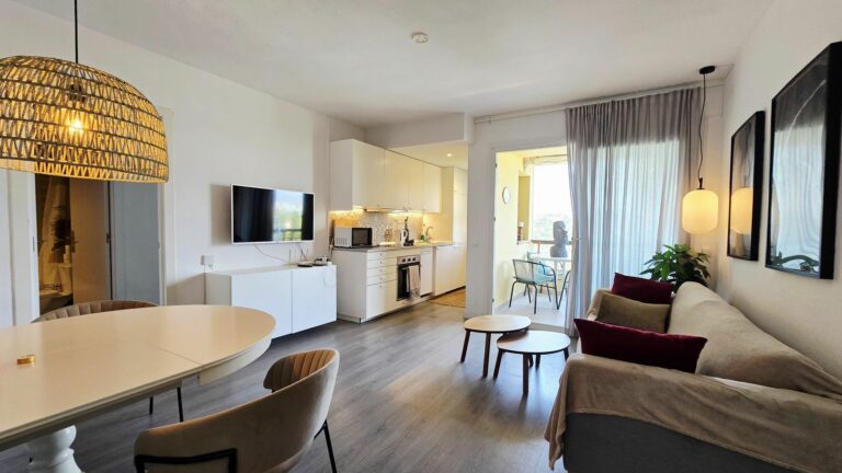 a2df543f81acb6d05c7bc27525fae464 - 10