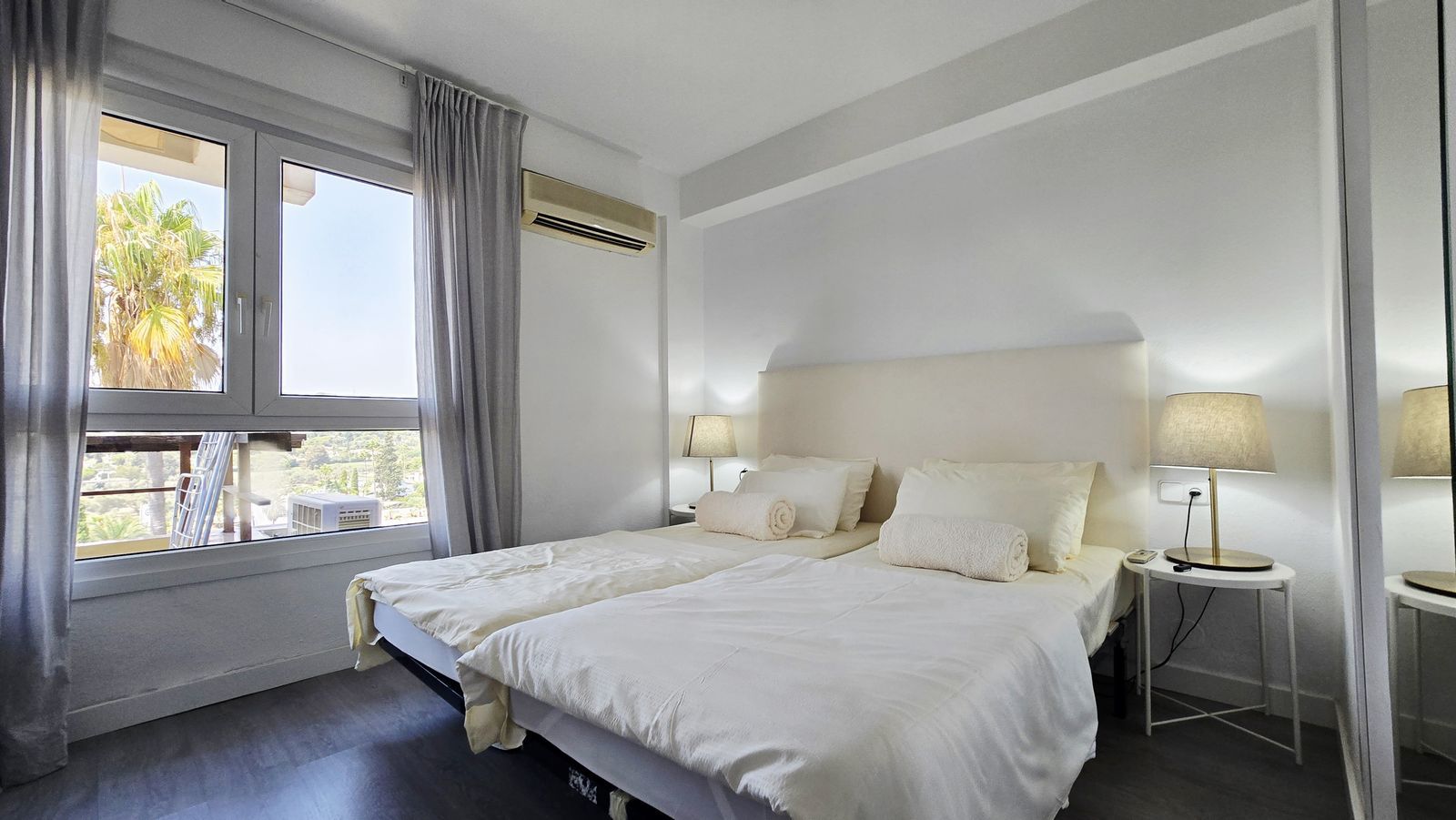 a2df543f81acb6d05c7bc27525fae464 - 12