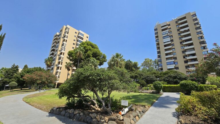 a2df543f81acb6d05c7bc27525fae464 - 2