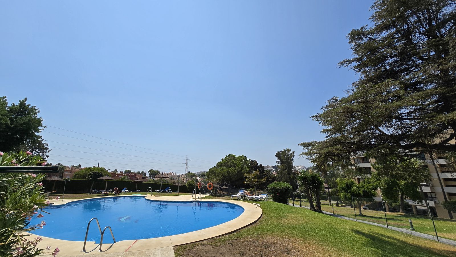 a2df543f81acb6d05c7bc27525fae464 - 6