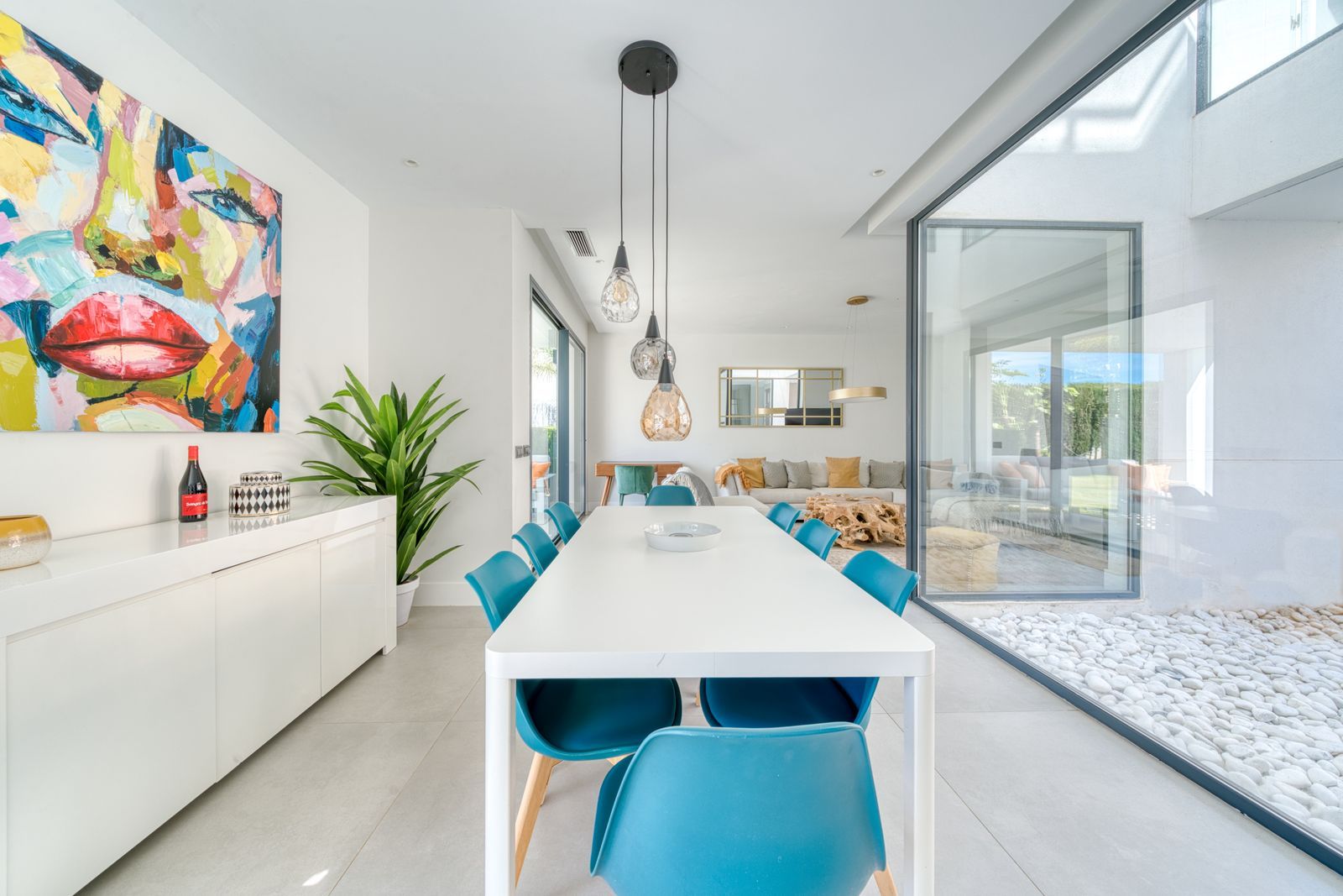 e0b514bf7da15bc522868d4c1a990f5e - 16