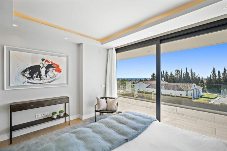 02c596b13676367468d50f09d12093b5 - 16