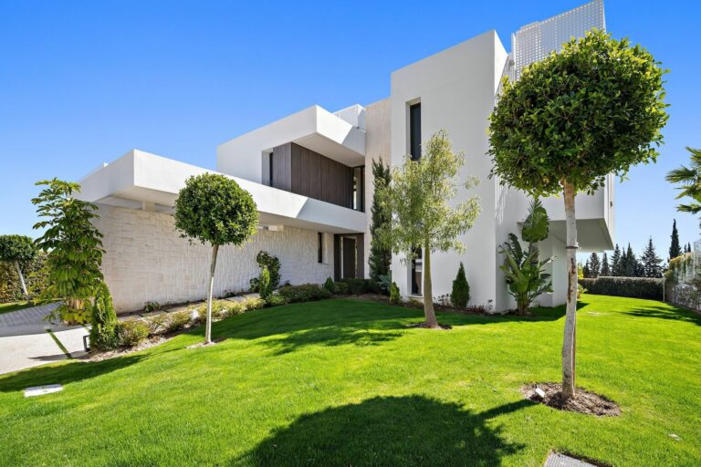 02c596b13676367468d50f09d12093b5 - 5