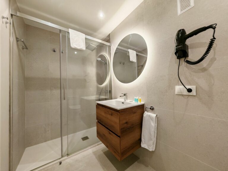 12b75ddc1e2d140d8e4613486ead3a88 - 10