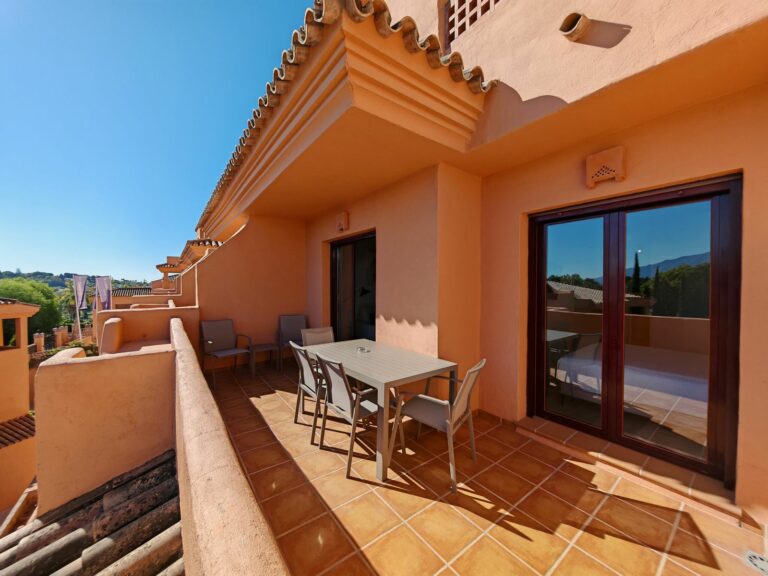 12b75ddc1e2d140d8e4613486ead3a88 - 14