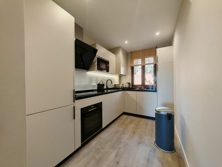 12b75ddc1e2d140d8e4613486ead3a88 - 6