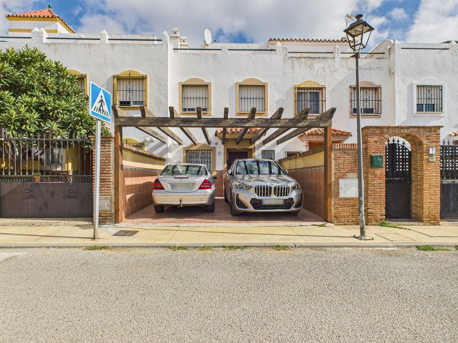 138c978da41b5dc1e422b69744e9e458 - 1