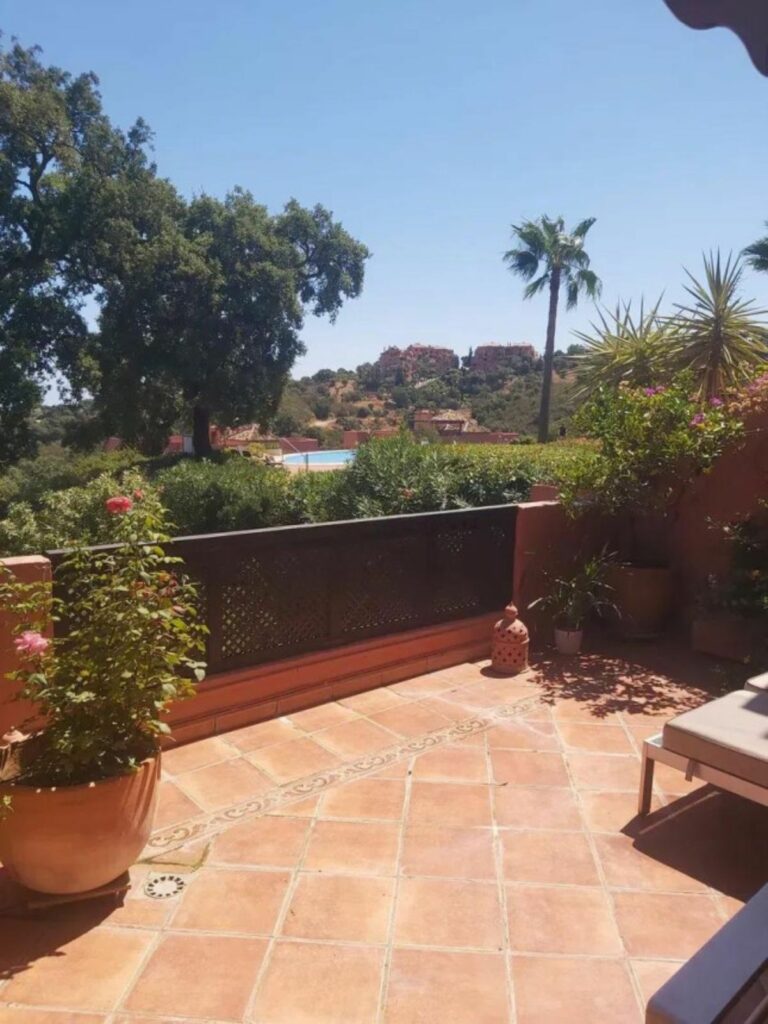 152ceeea76c7cad7e3a842cf62ae1849 - 10