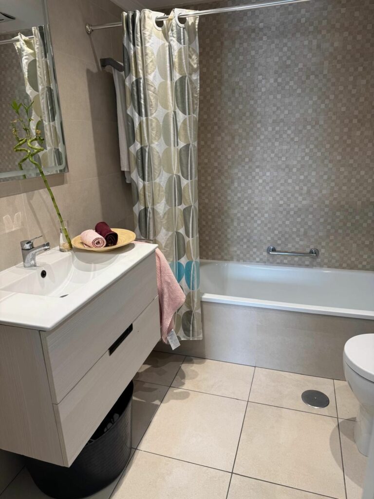 1b9fd6678d083270f96f9f4d1af56d8d - 8