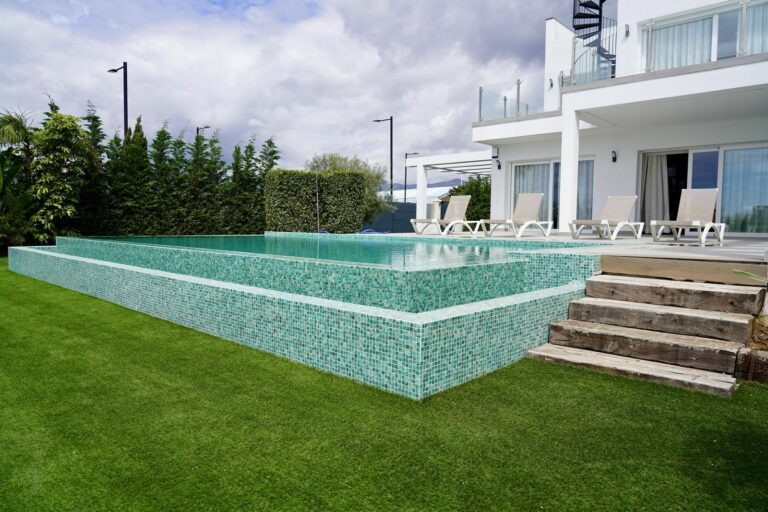 1d9f3d74f8938c875d7dcc3d3628dd05 - 11