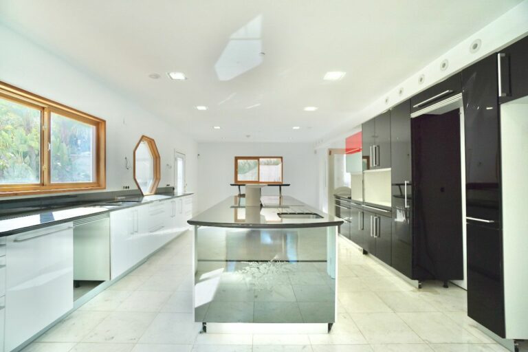 2e89d506dc23637cae41cafbf12fb6f9 - 14