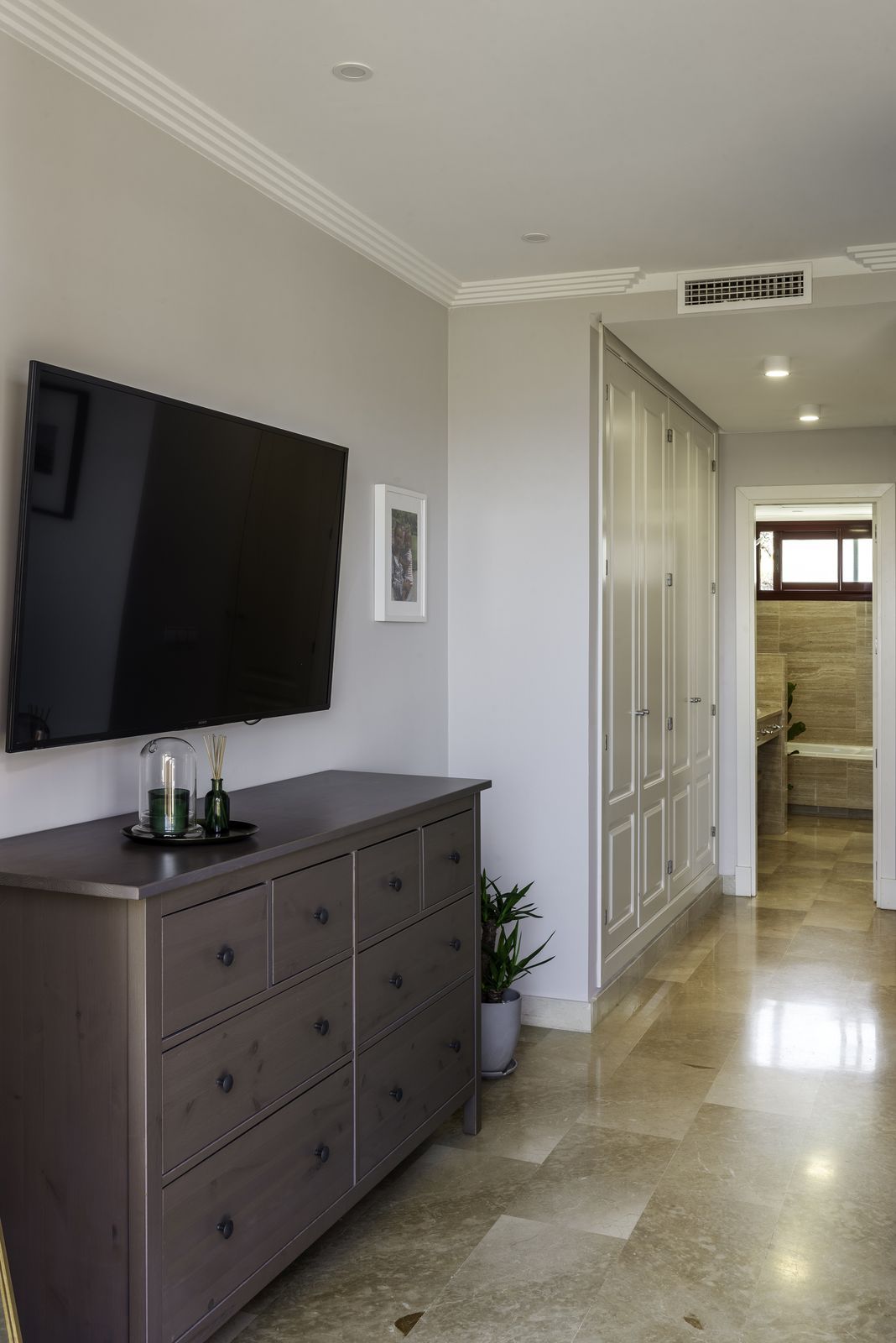 56ff83ab9f695c31f3eb5cf043338e36 - 12