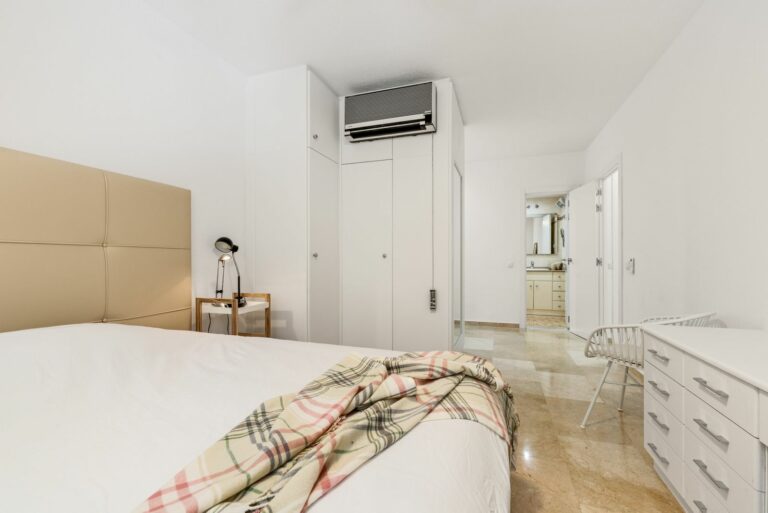 585b4f95e23a6575ac39eb3c08e8db3e - 10