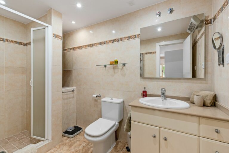 585b4f95e23a6575ac39eb3c08e8db3e - 5