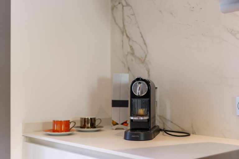 5b94ba3927679d31a7e225a2d89be69b - 13