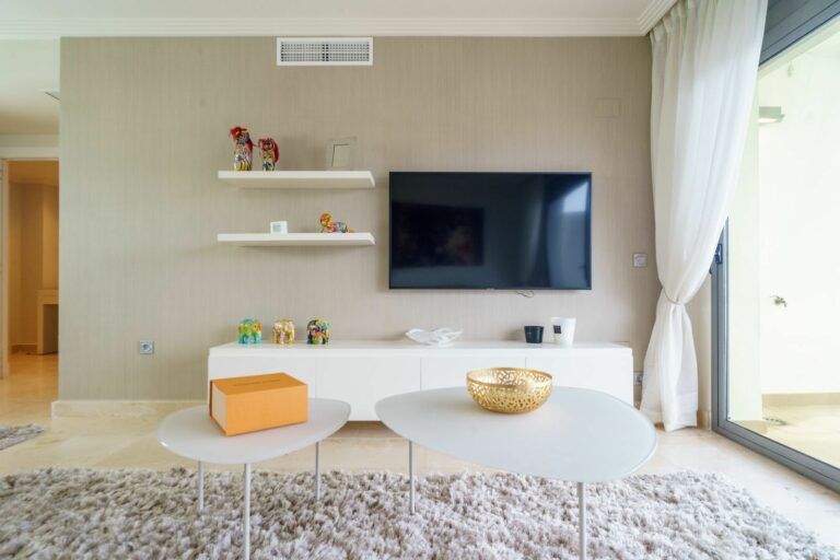 5b94ba3927679d31a7e225a2d89be69b - 6