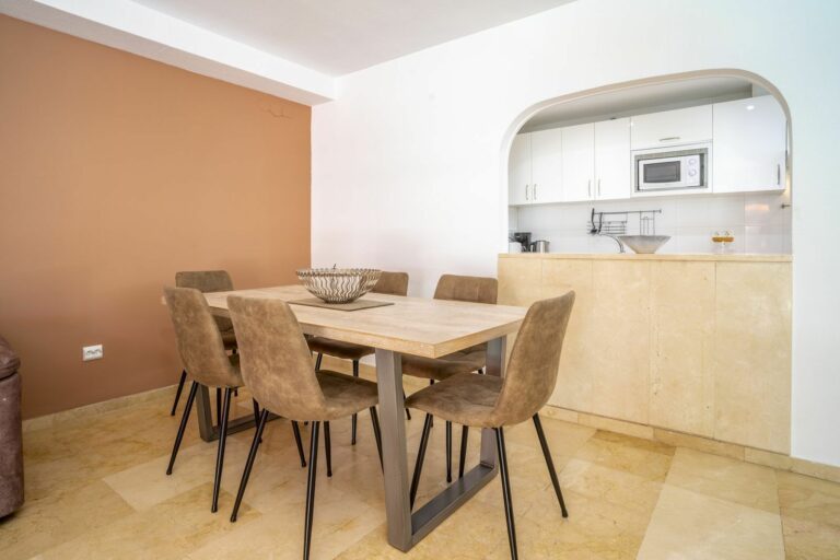 6589b0574e2926c0e22862d8caa0f374 - 13