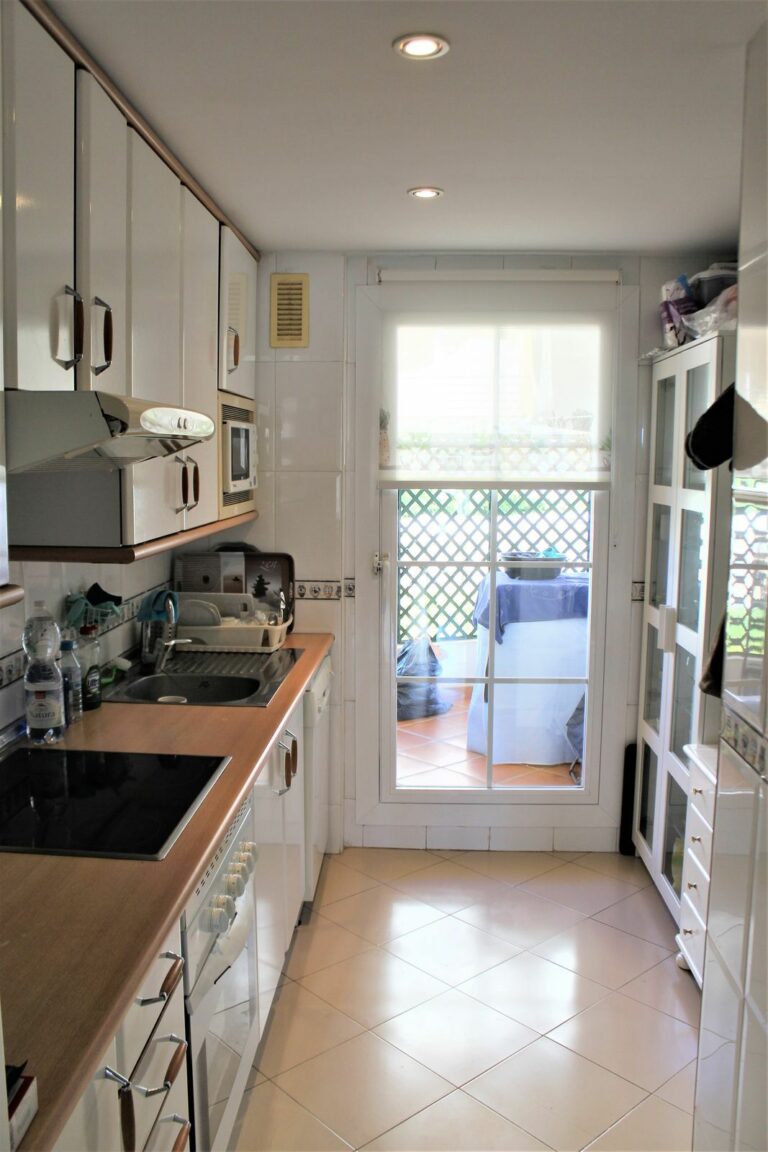 743905c009b8648549d60a3362f2c064 - 6