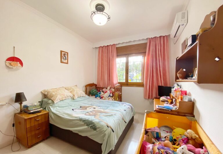 775ad17c50954267b61f078de7b7a2db - 13