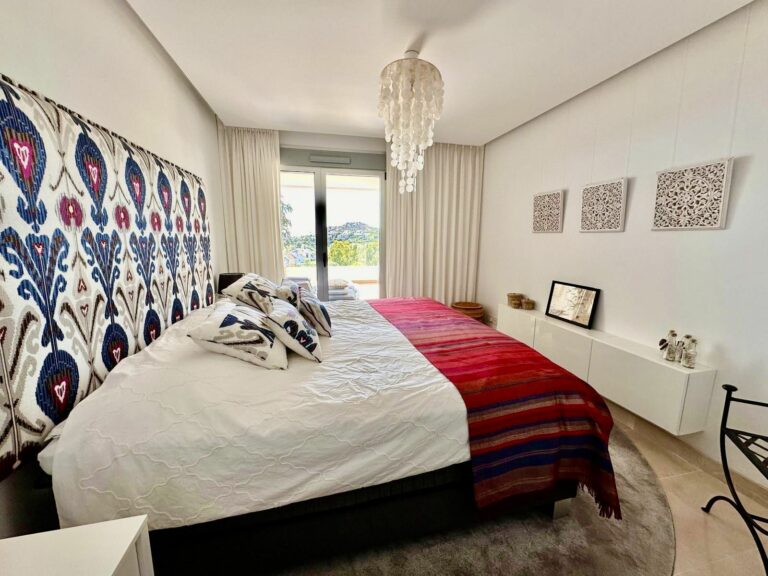 787421505e9833163147cc27fa4ab201 - 12