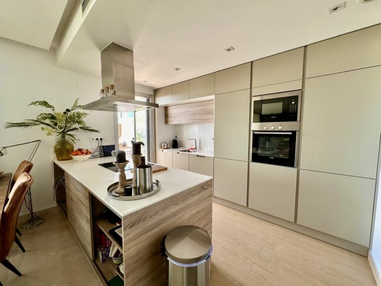 787421505e9833163147cc27fa4ab201 - 3