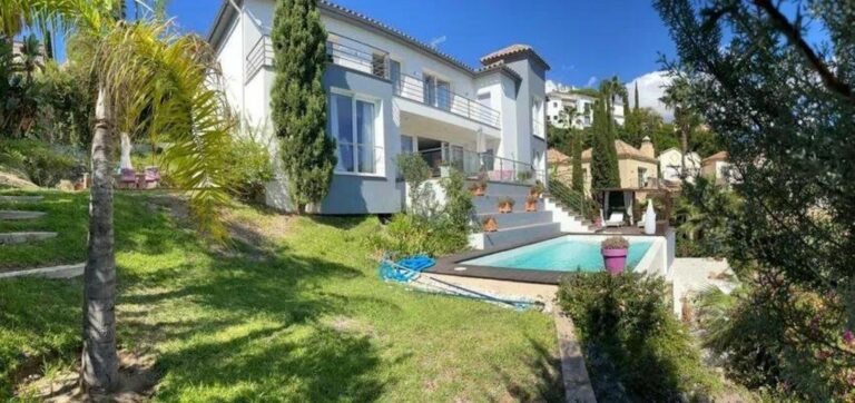 86af2d59a4a43720ac09f8adef42db37 - 1