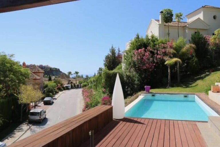 86af2d59a4a43720ac09f8adef42db37 - 2