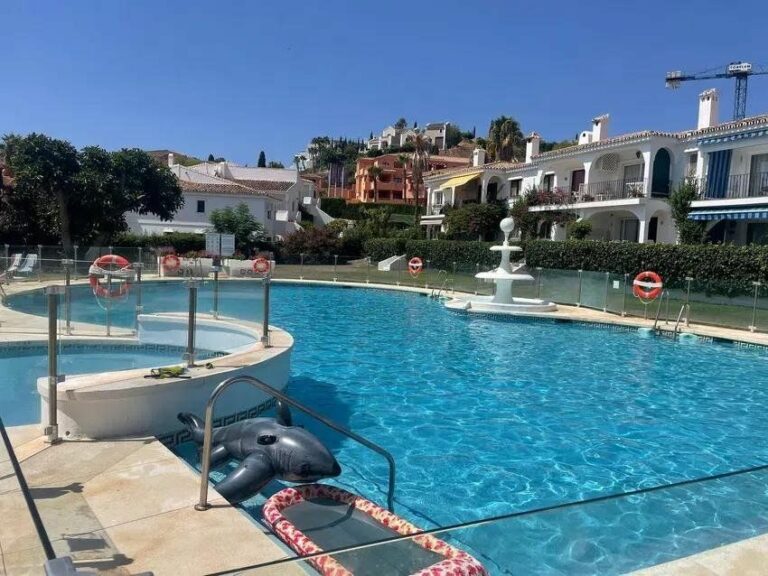 91b9324b67e8f35a8e85534723138a1c - 1