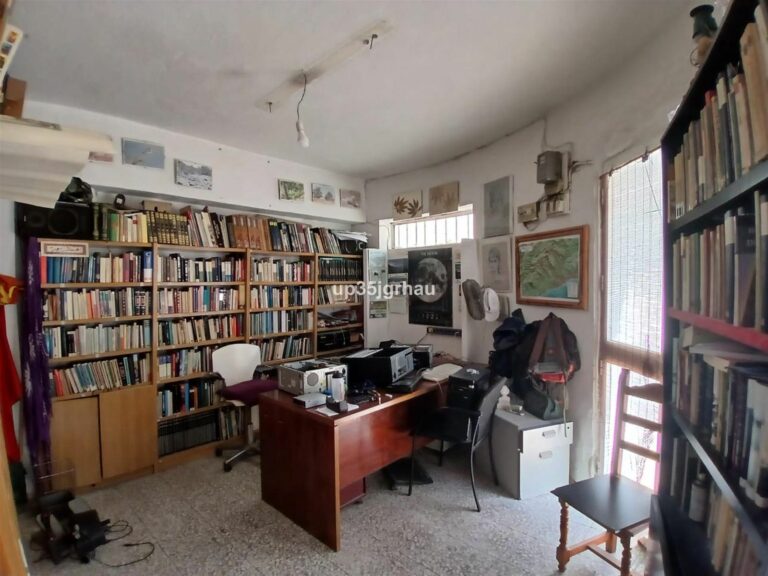 9b5a9406b030d3137e6f88241f550da4 - 11