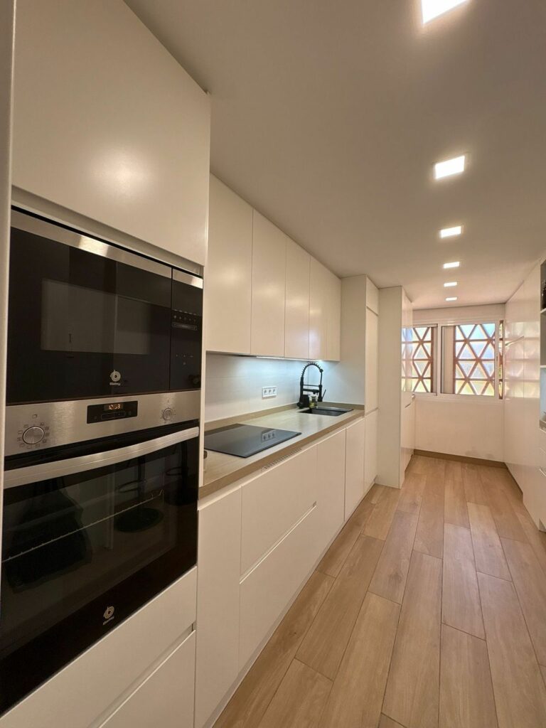 9d30c8af22e6b70d9a9e49e7c194e95d - 12