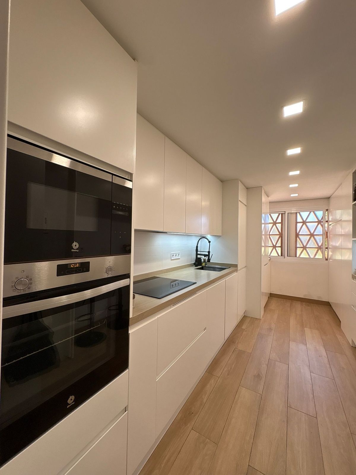 9d30c8af22e6b70d9a9e49e7c194e95d - 12