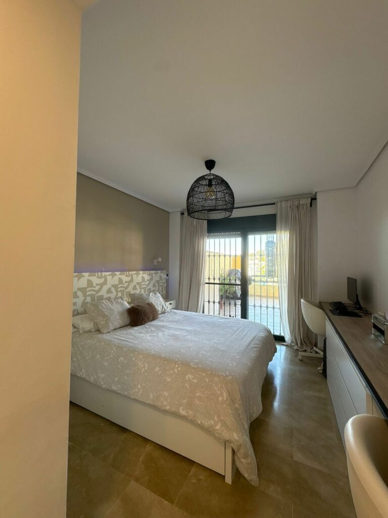 9d30c8af22e6b70d9a9e49e7c194e95d - 7