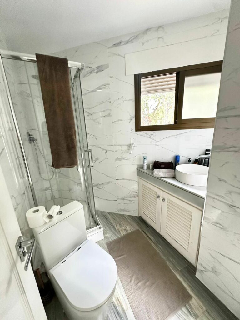 9f3f70080bd43b9225792c6ba7b320c9 - 4