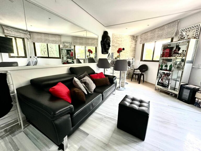 9f3f70080bd43b9225792c6ba7b320c9 - 9