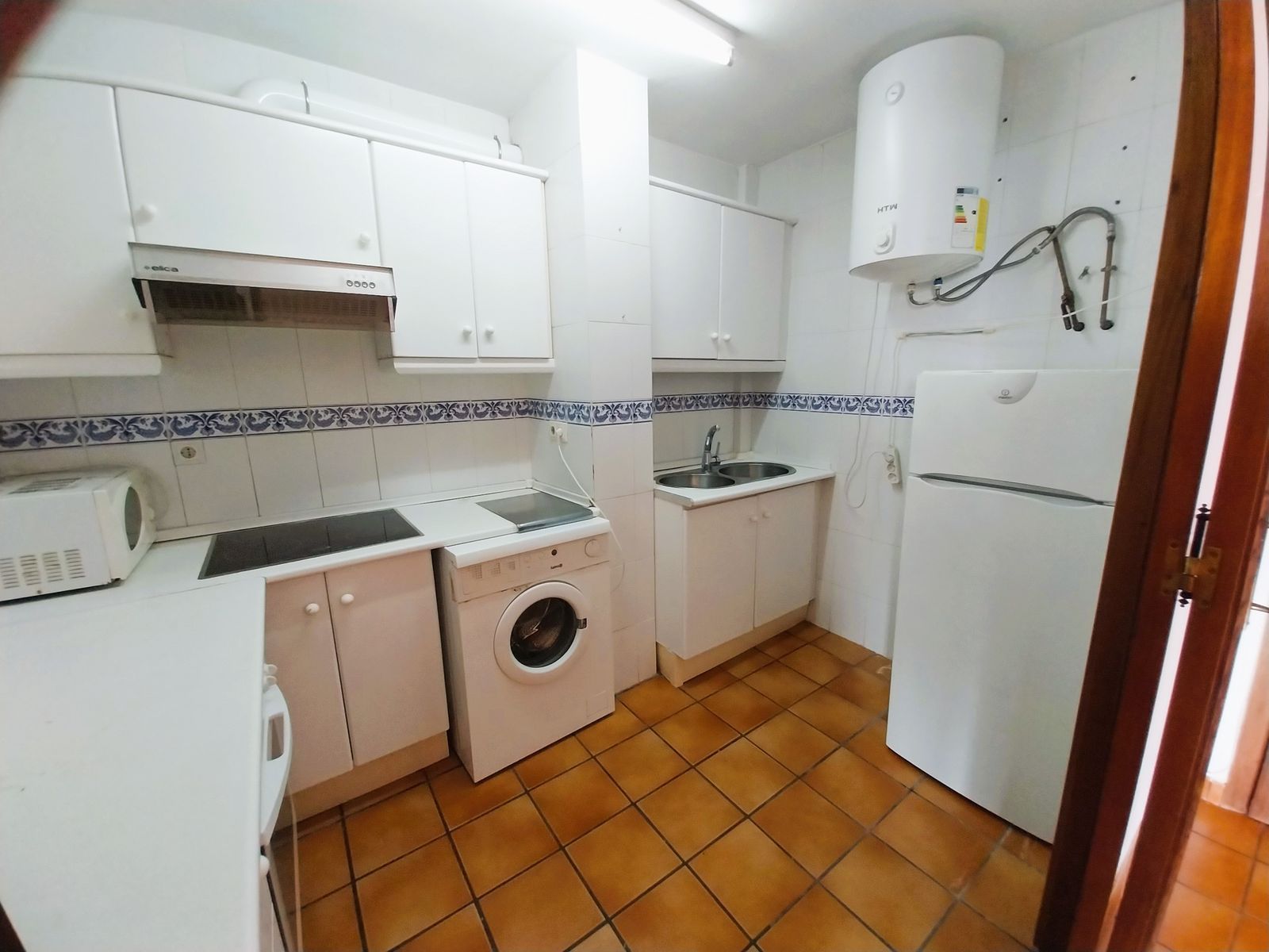 ac4f2b1fdf06e8bcd77cbfcb80998f33 - 4