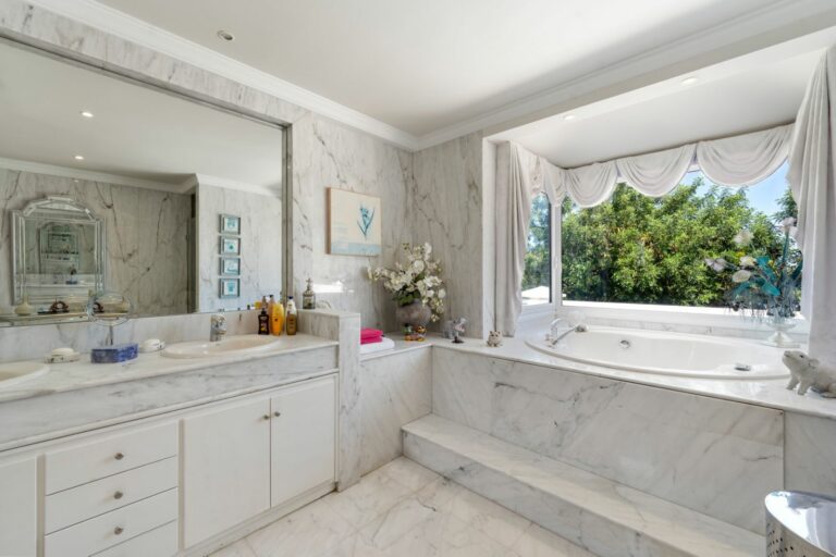 adf73979b8d03fe959b6fc8b2bbfdd85 - 7