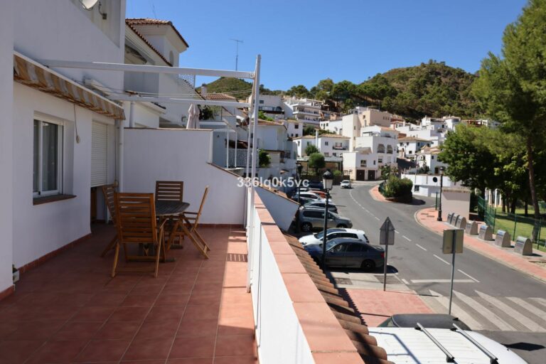 c1ef12ef9cf22a1362d0deb357a7e5b7 - 1