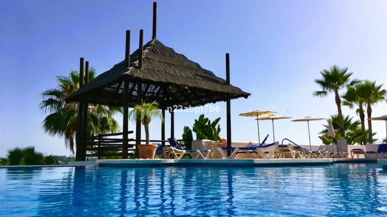 cb8f75ab21b4411acd1625543c073798 - 13