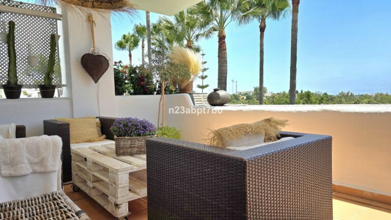 cb8f75ab21b4411acd1625543c073798 - 5