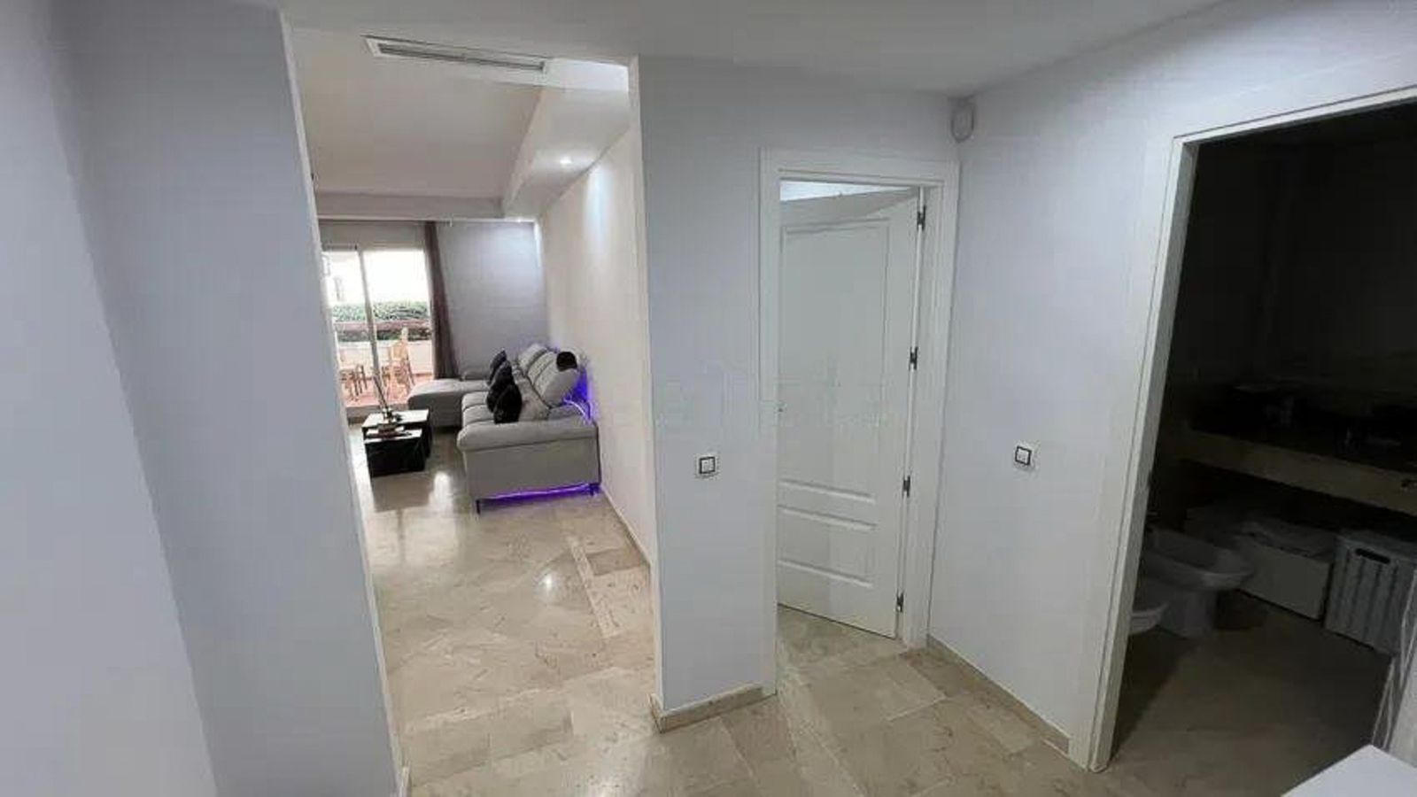 cd6cc9aade7451d812fda4028eaa7d79 - 11