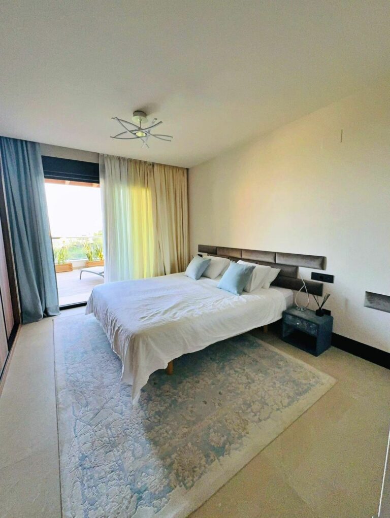 fec68154f50fcf496af8bbe43a5502d5 - 15