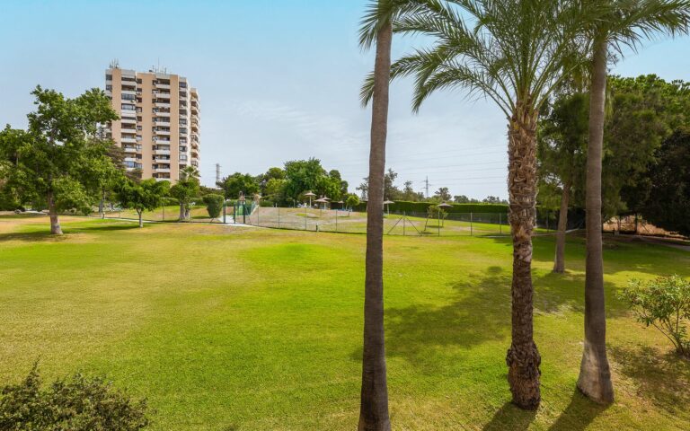 ff01ba94c3768830ba07a2277e42299e - 16